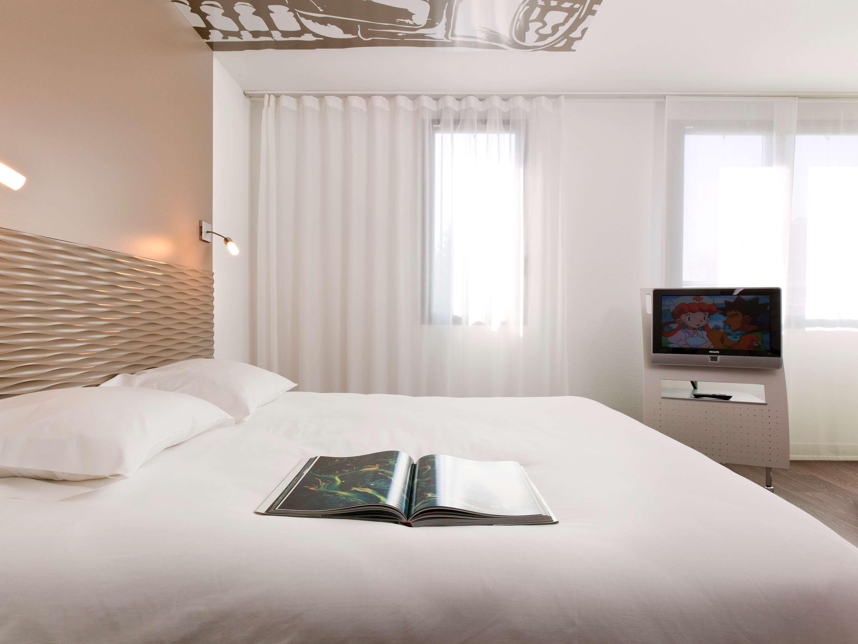Ibis Styles Lille Aeroport Lesquin Exterior foto
