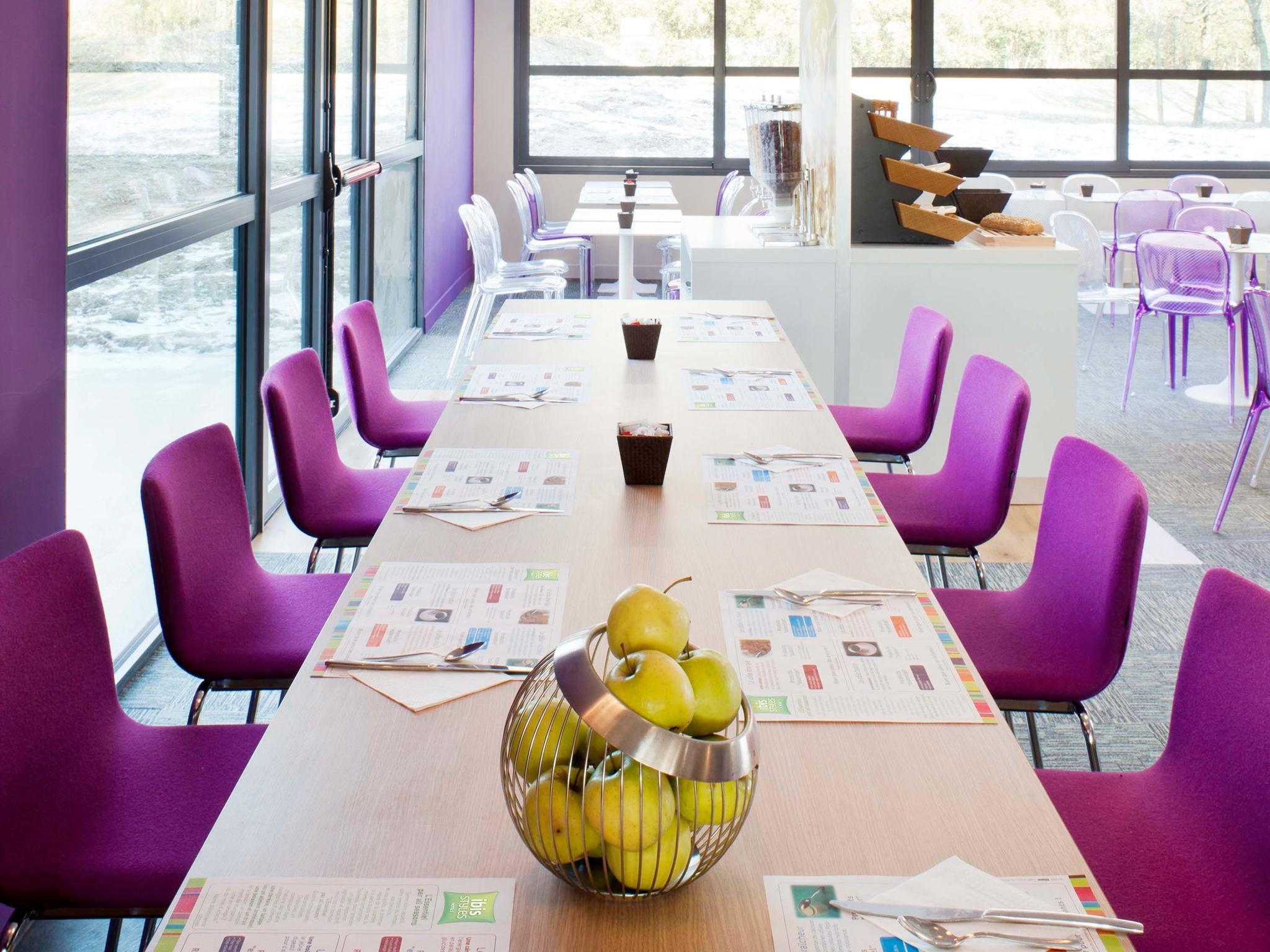 Ibis Styles Lille Aeroport Lesquin Exterior foto