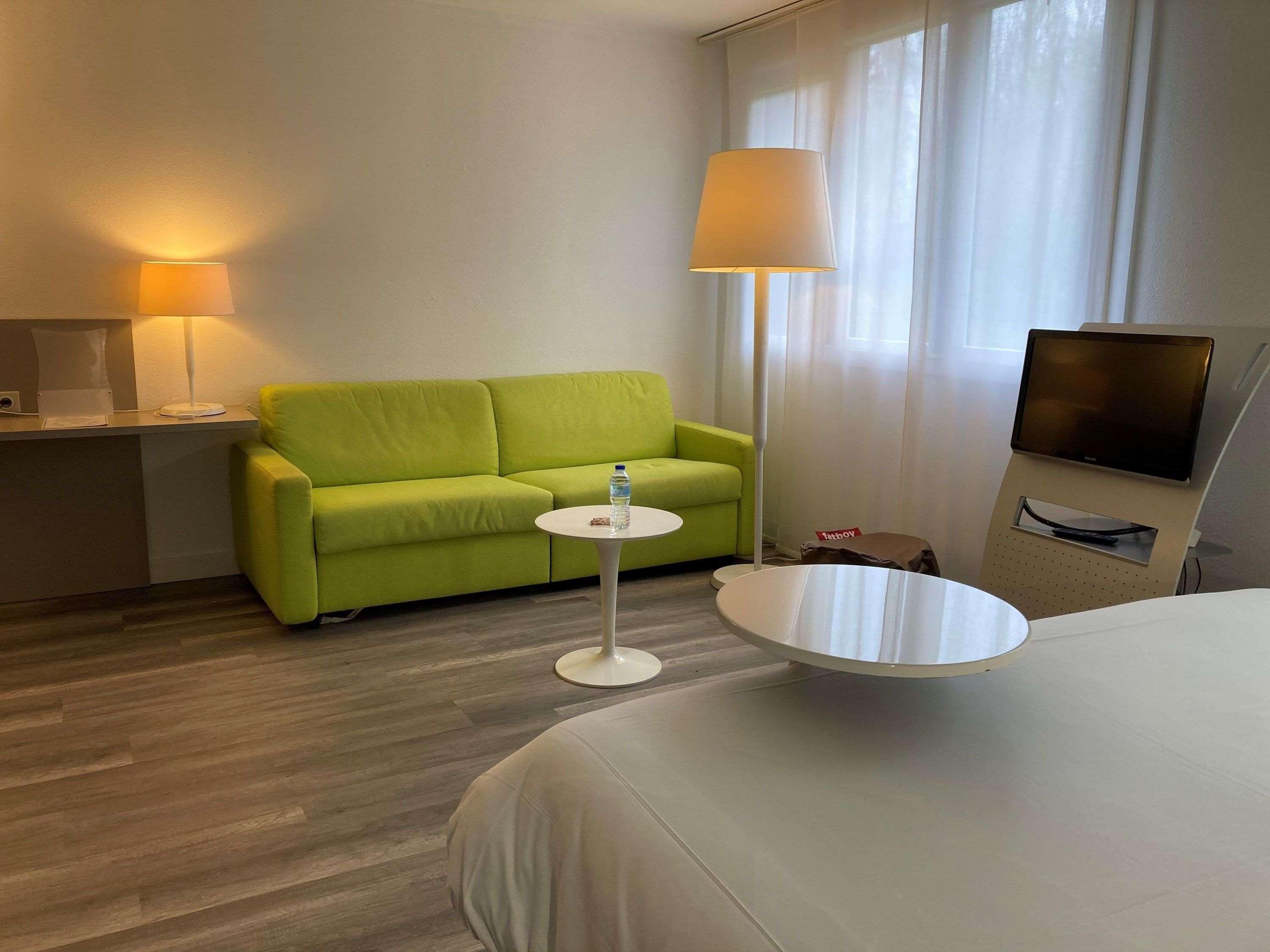 Ibis Styles Lille Aeroport Lesquin Exterior foto