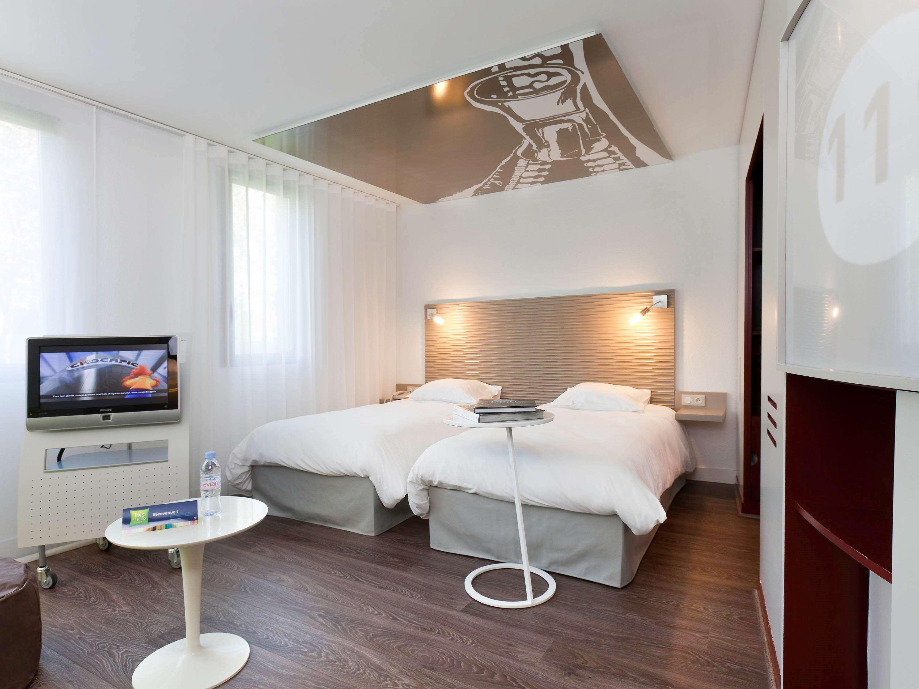 Ibis Styles Lille Aeroport Lesquin Exterior foto