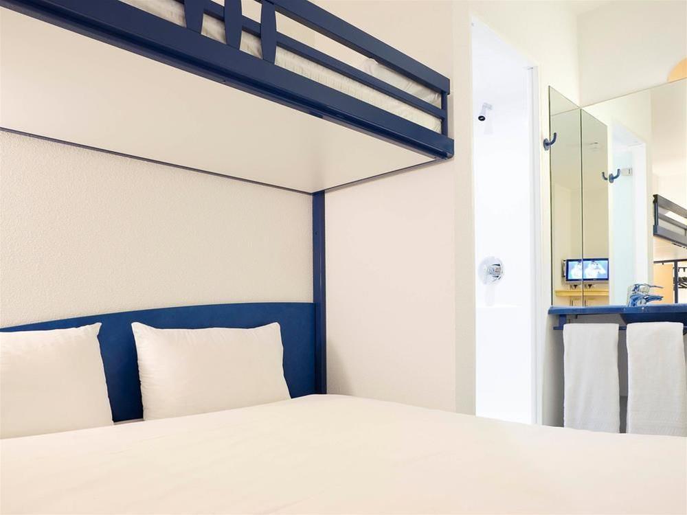 Ibis Styles Lille Aeroport Lesquin Exterior foto