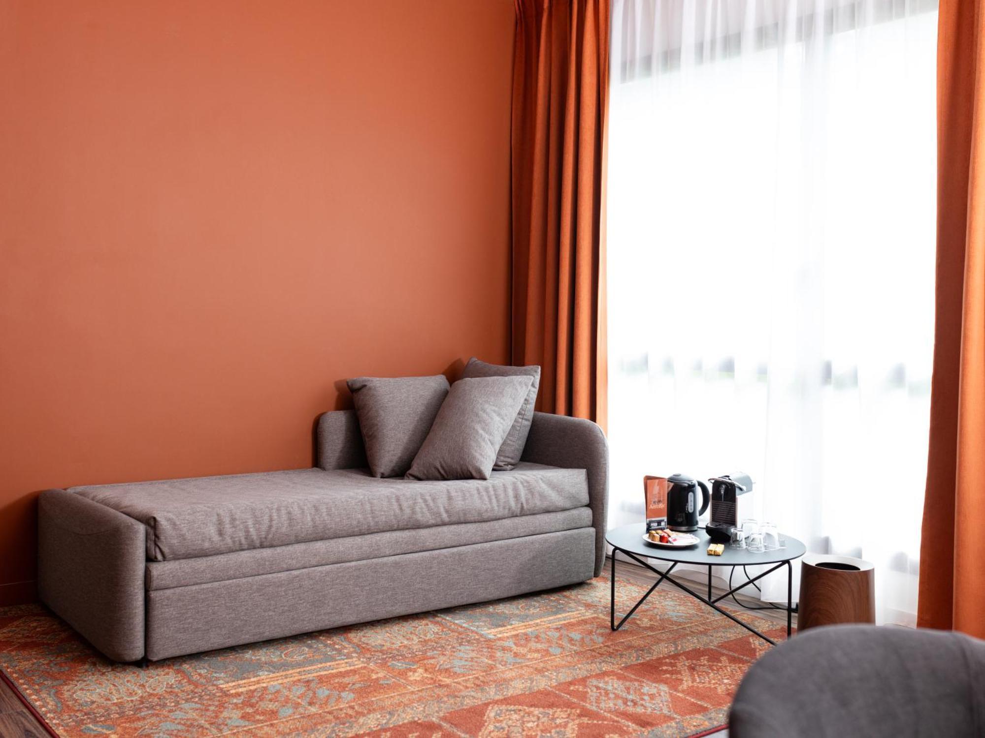 Ibis Styles Lille Aeroport Lesquin Exterior foto
