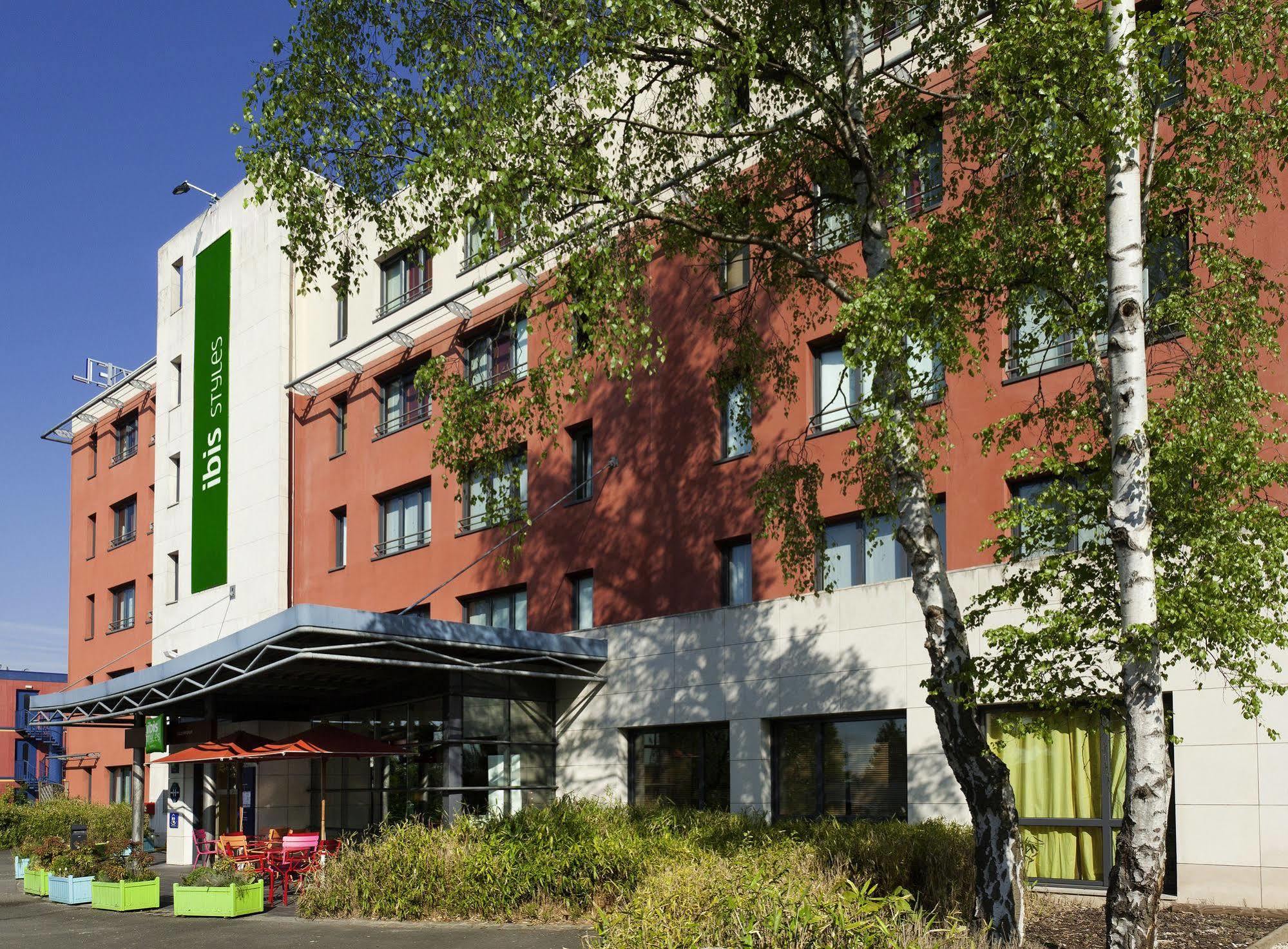 Ibis Styles Lille Aeroport Lesquin Exterior foto