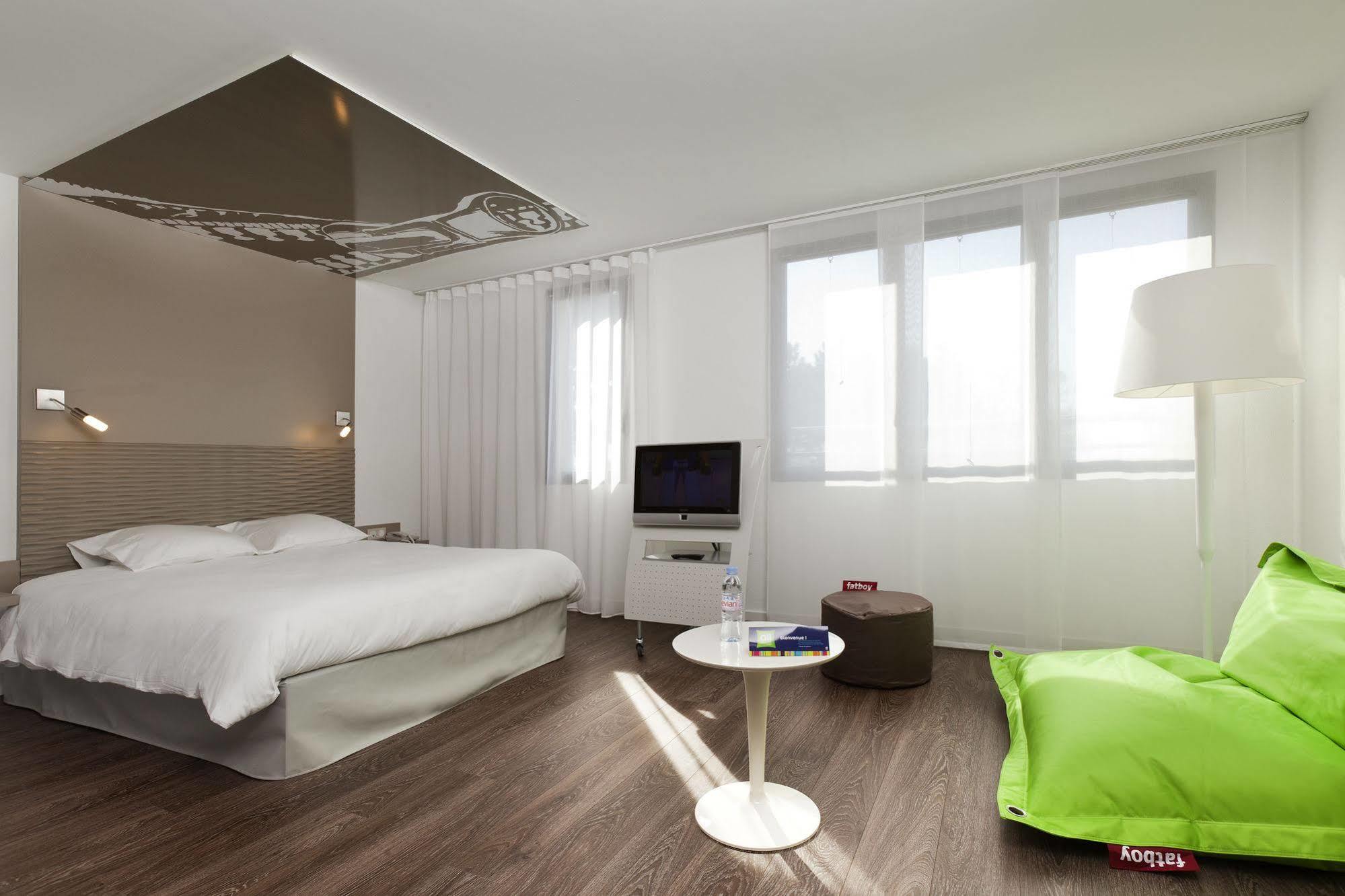 Ibis Styles Lille Aeroport Lesquin Exterior foto